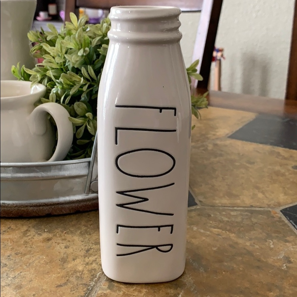 RAE DUNN Flower Vase